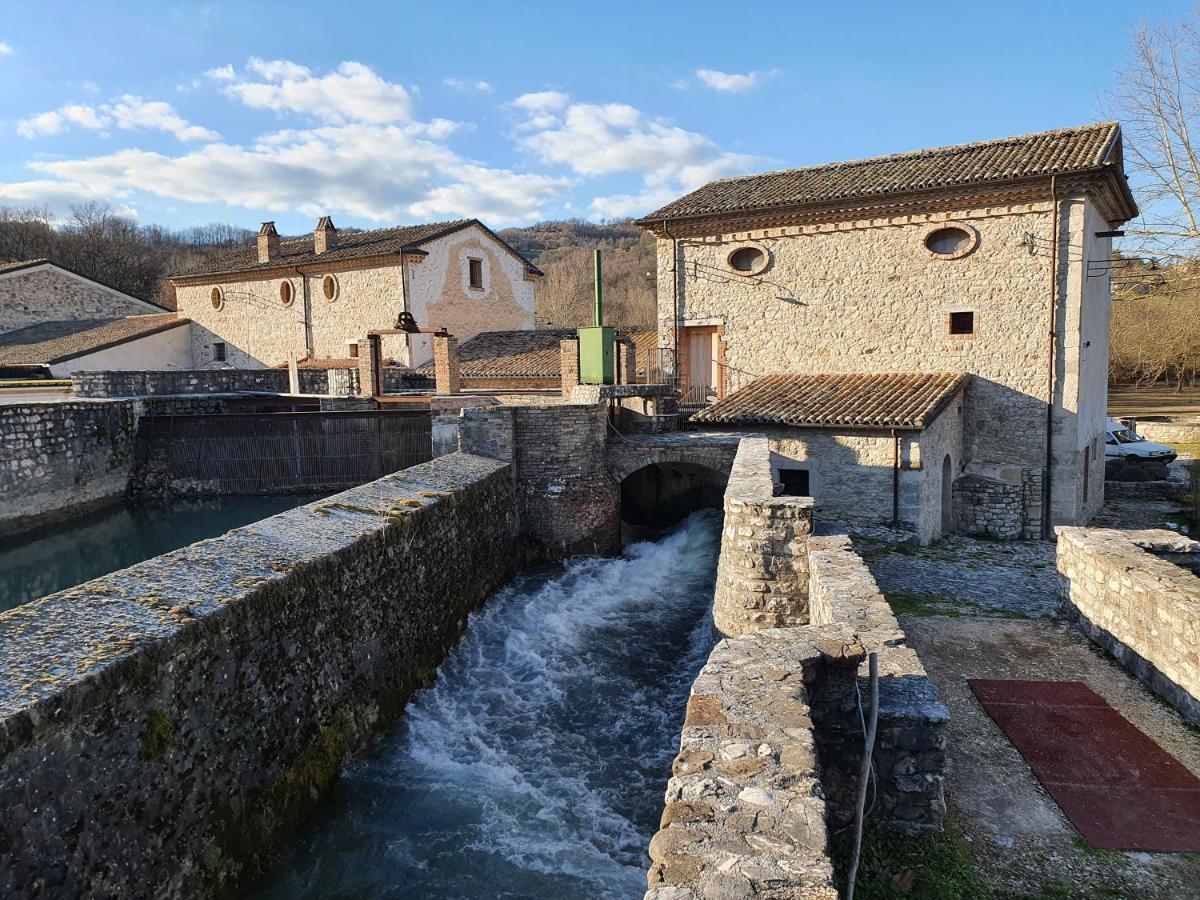 Albergo Diffuso La Piana Dei Mulini Colle d'Anchise Екстериор снимка